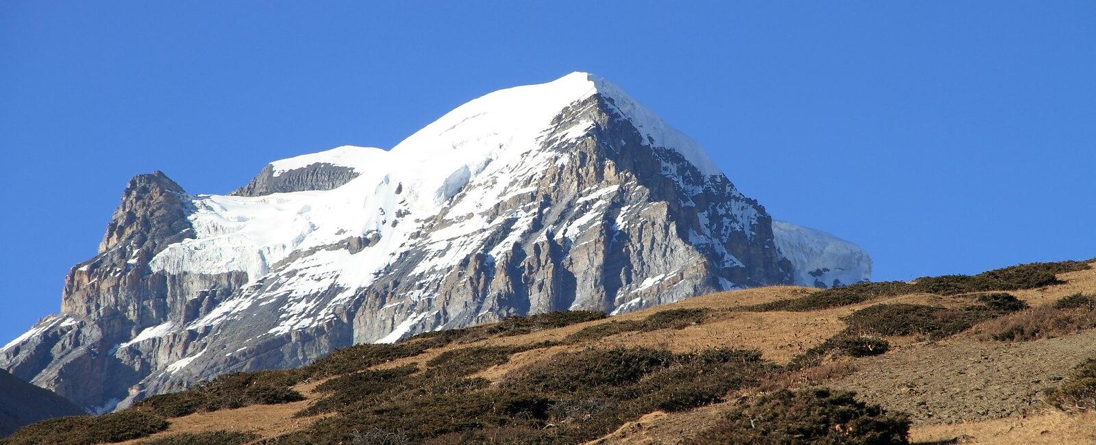 Chulu West Peak Climbing